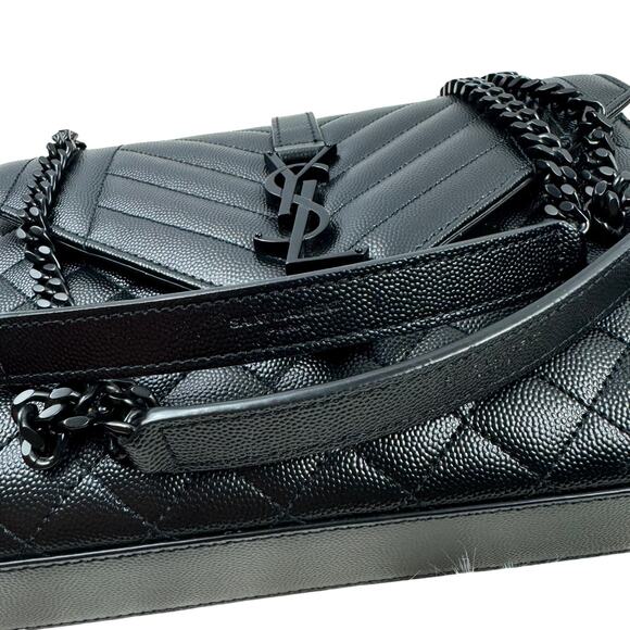 💎✨BEAUTIFUL✨💎Authentic Yves Saint Laurent Monogram Envelope Black Hardware - Picture 16 of 16
